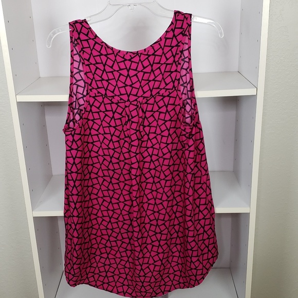 Pleione Pink Geometric Tank Top SZM - Picture 4 of 6